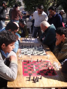 ajedrez en la calle de cordoba, argentina